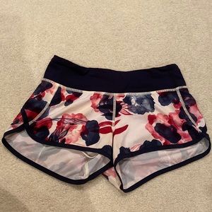 Size 2 Lululemon floral speed up shorts